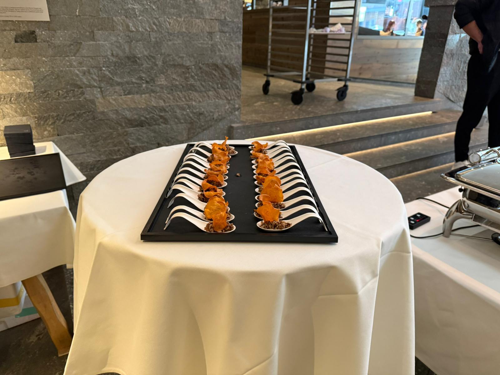 Kunstvolle Dessert-Präsentation